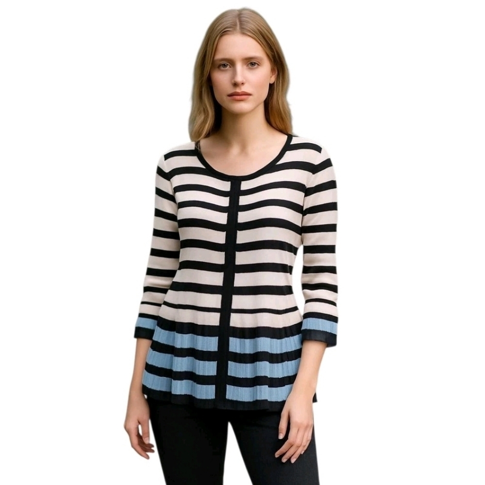 𝅺renuar Blue White Striped Pleated Round Neck Long Bell Sleeves Blouse Size M